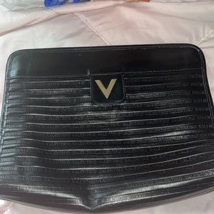 Authentic Valentino Clutch comes with Valentino dustbag